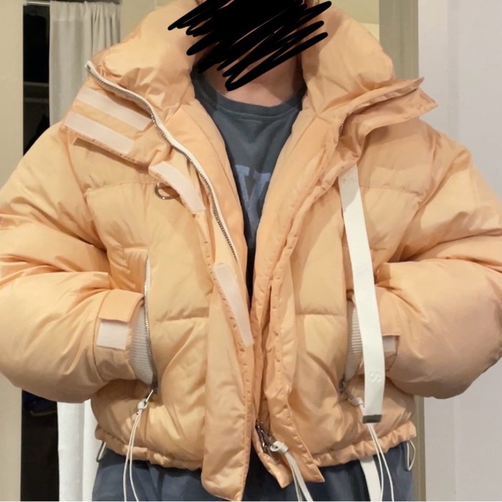 Shoreditch Ski Club Willow Short Puffer Jacket in Peach Size L NWOT - Picture 8 of 9
